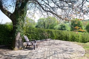 Decking Area- click for photo gallery